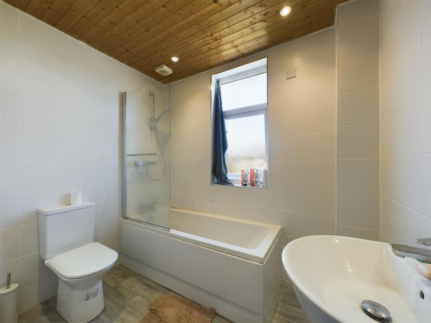 46 Avondale Road, Lancaster, LA1 4BY